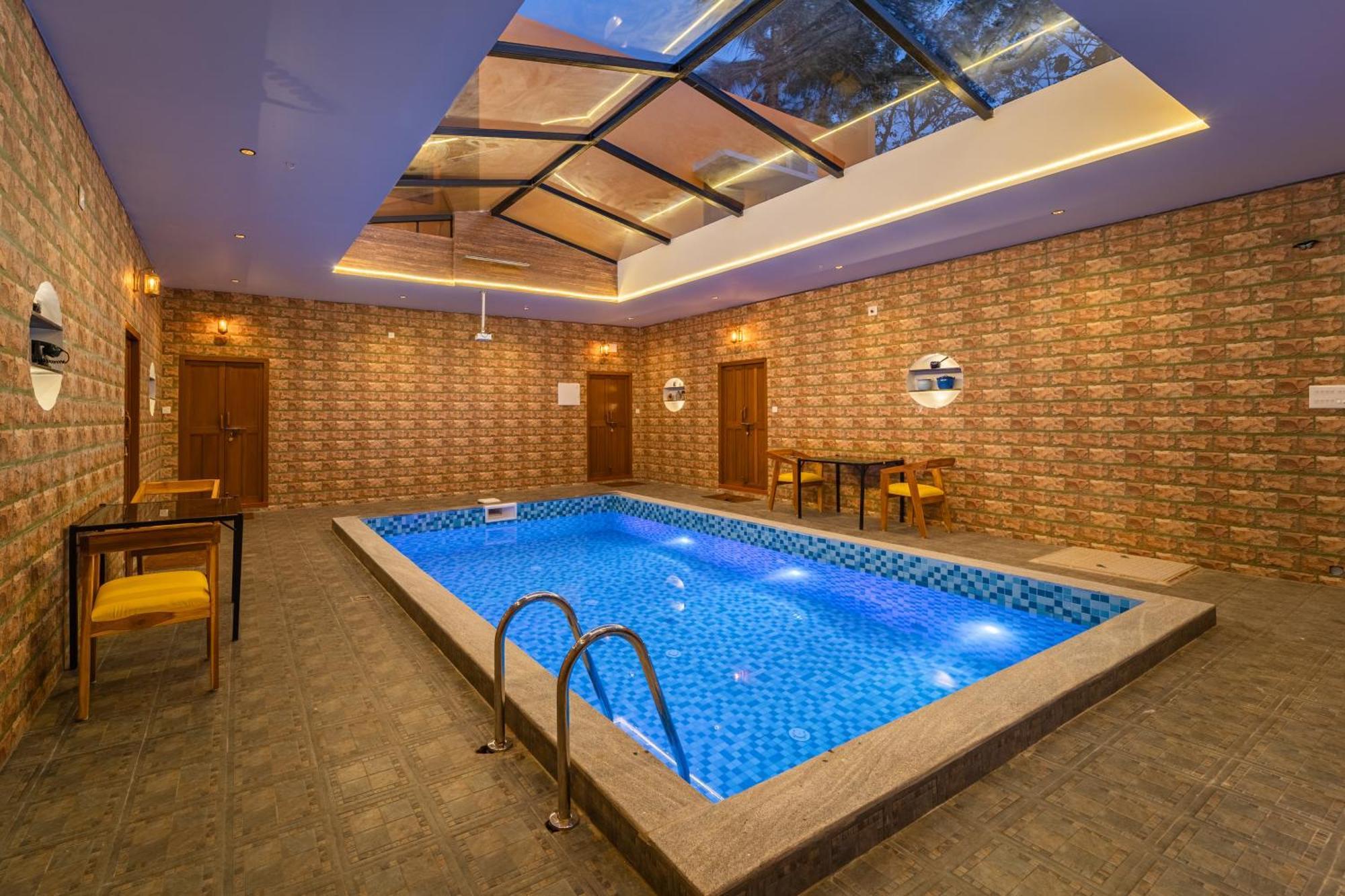 Teak Leaf Gateway Villa With Swimming Pool Indoor Games Kalapettai Экстерьер фото