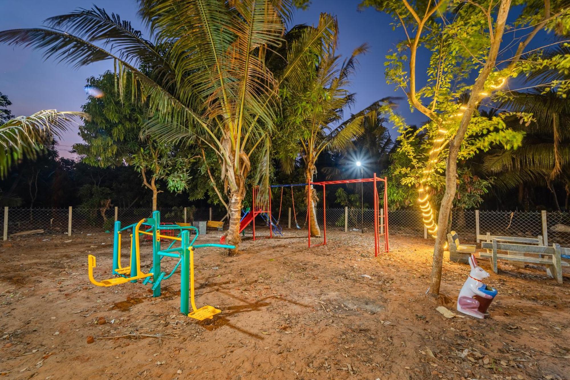 Teak Leaf Gateway Villa With Swimming Pool Indoor Games Kalapettai Экстерьер фото
