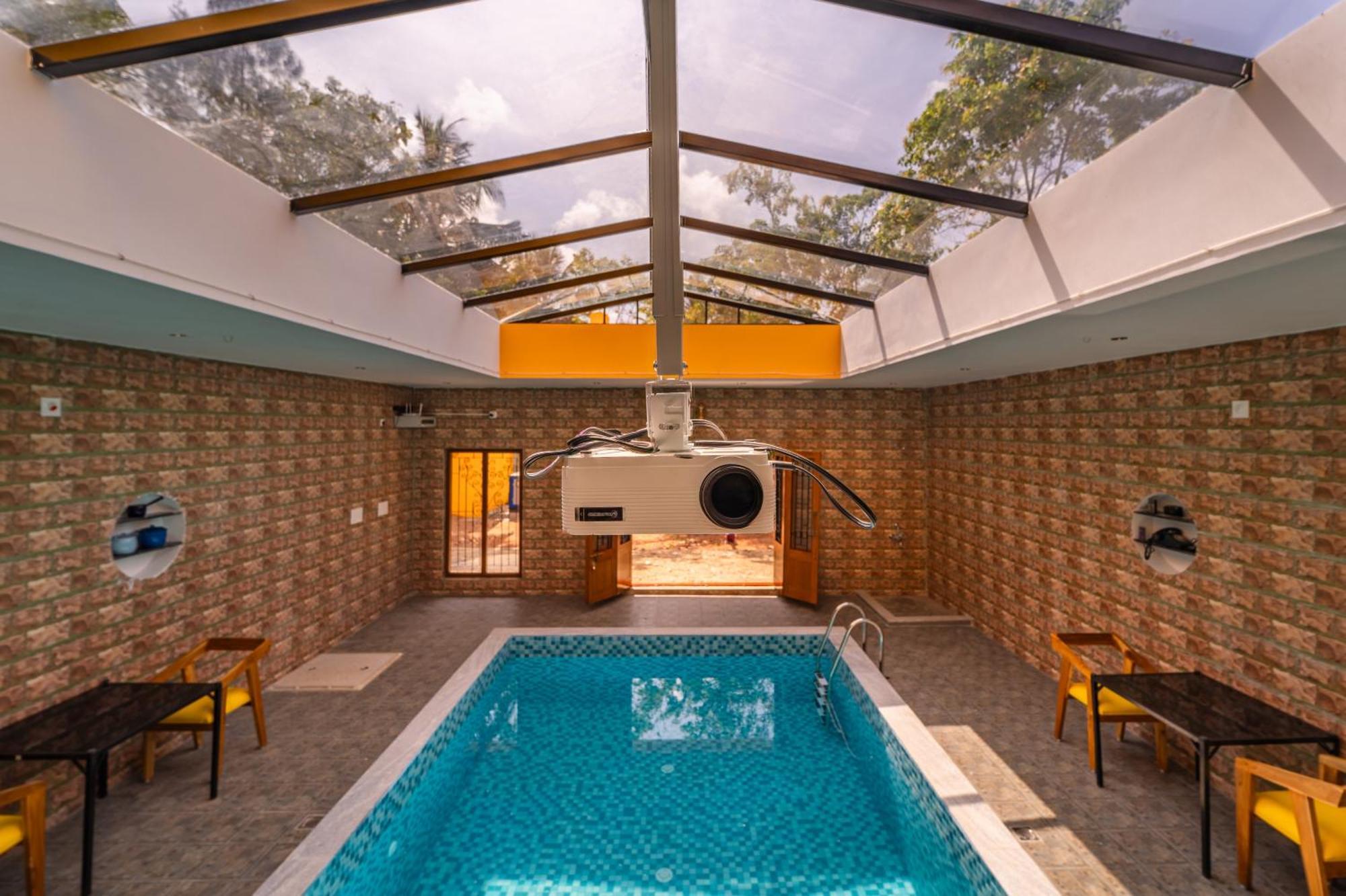 Teak Leaf Gateway Villa With Swimming Pool Indoor Games Kalapettai Экстерьер фото