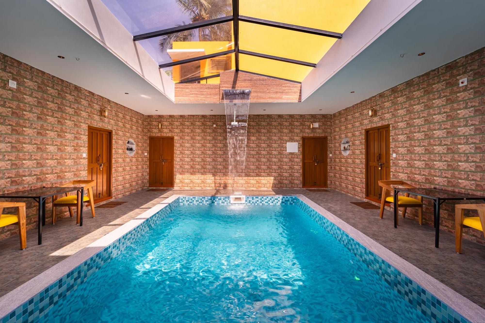 Teak Leaf Gateway Villa With Swimming Pool Indoor Games Kalapettai Экстерьер фото