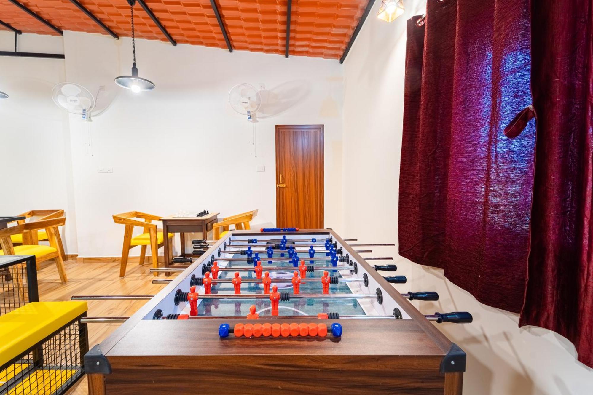 Teak Leaf Gateway Villa With Swimming Pool Indoor Games Kalapettai Экстерьер фото